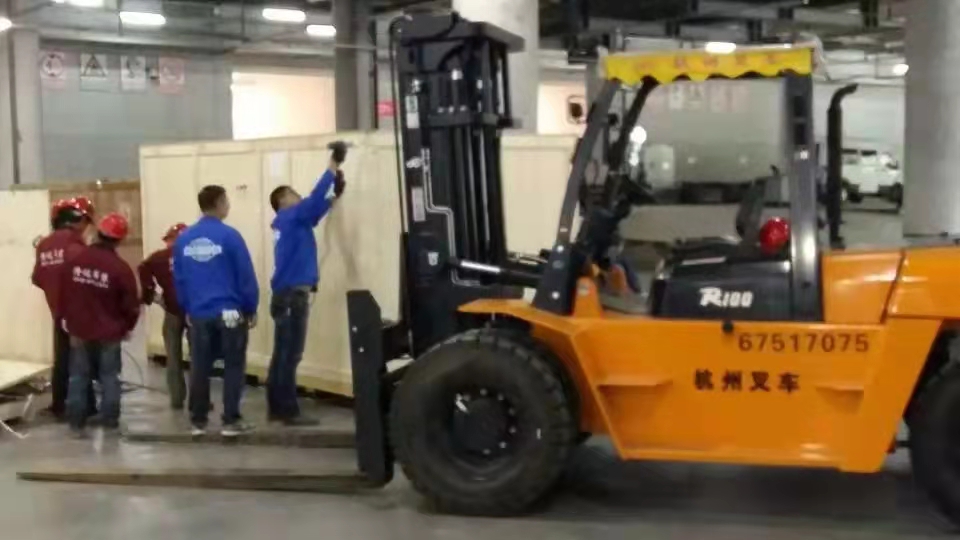 相城區(qū)叉車(chē)出租，北橋，渭塘，漕湖，陸慕鎮(zhèn)附近叉車(chē)租賃，設(shè)備搬運(yùn)